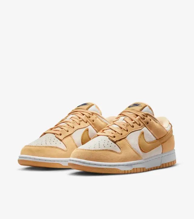Nike Dunk Low Gold Suede W
