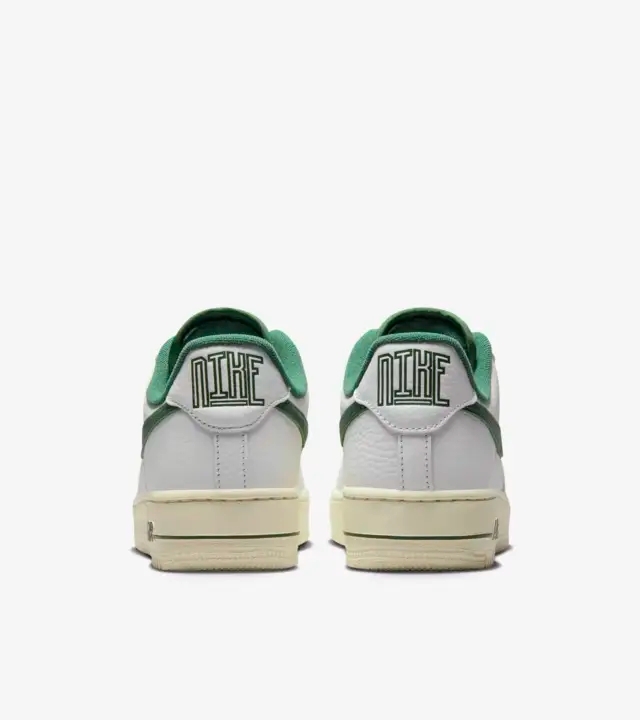 Air Force 1 Summit White and Gorge Green